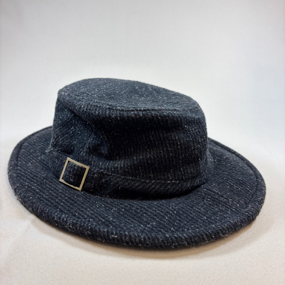 Tilley Winter Hat Mens 7 1/8 Gray Wool Cold Weather Outdoor Ear Flap